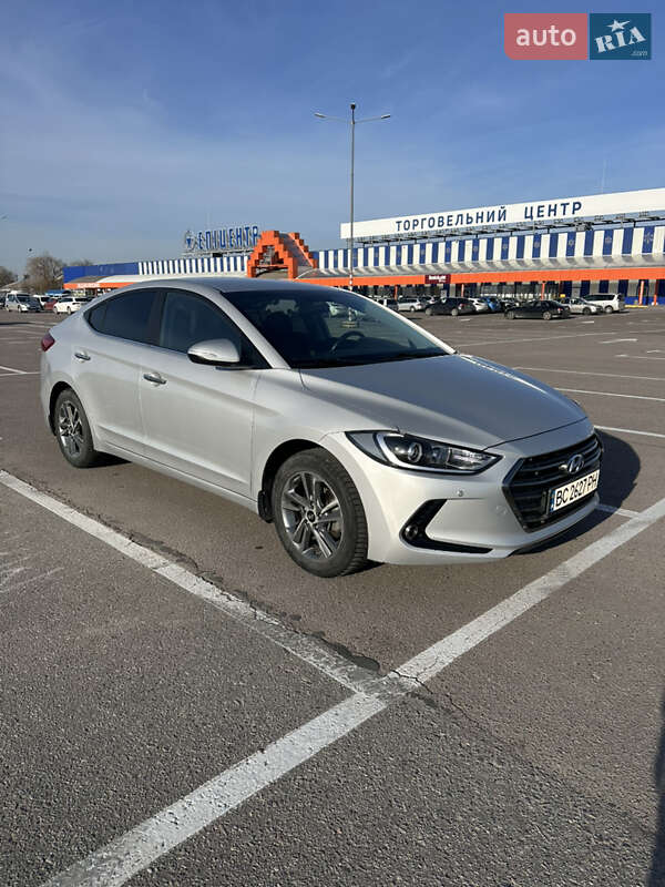 Hyundai Elantra 2018