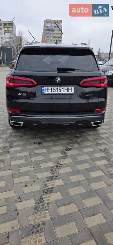 BMW X5 2019