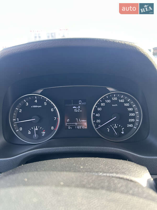 Hyundai Elantra 2018