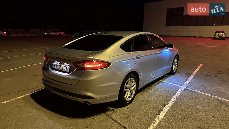 Ford Fusion 2015