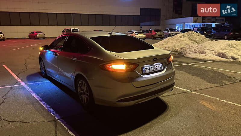 Ford Fusion 2015