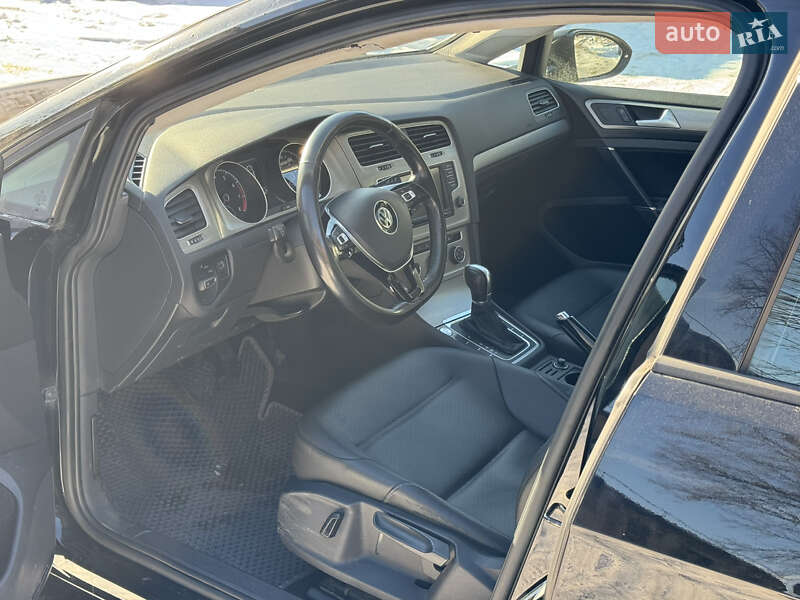 Volkswagen Golf 2016