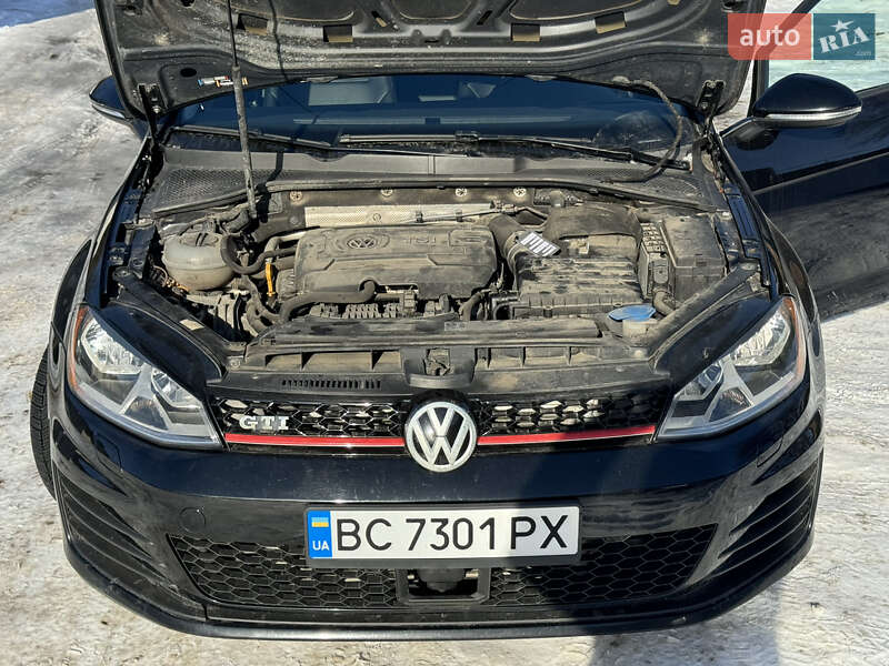 Volkswagen Golf 2016