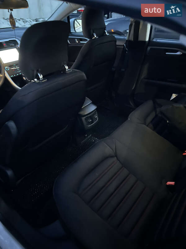 Ford Fusion 2014