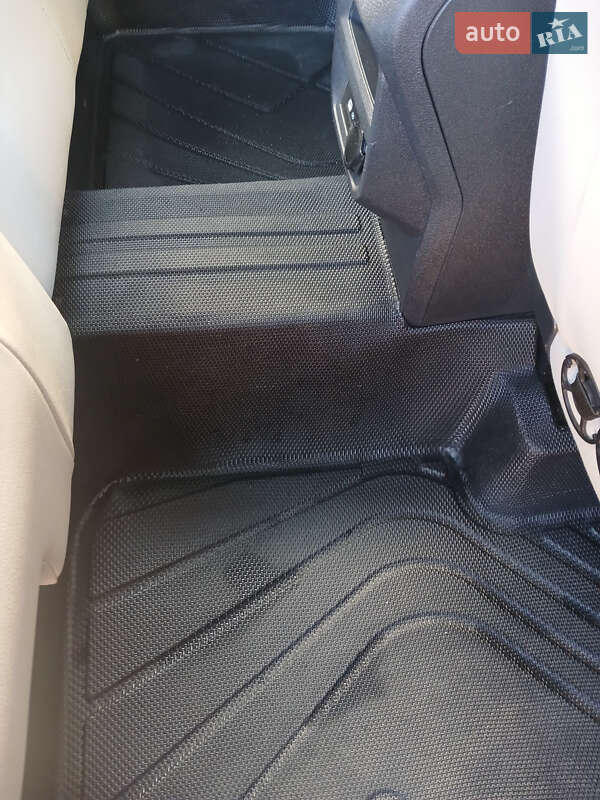 Volkswagen Tiguan 2021