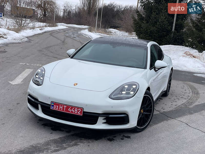 Porsche Panamera 2017