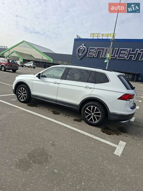 Volkswagen Tiguan 2021