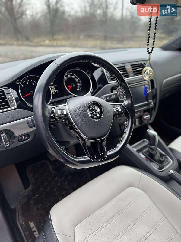 Volkswagen Jetta 2017