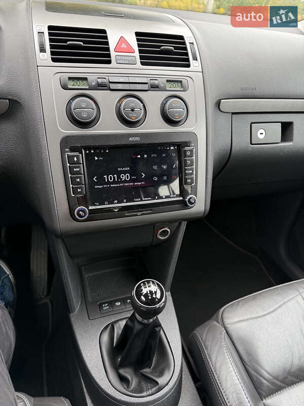 Volkswagen Touran 2009