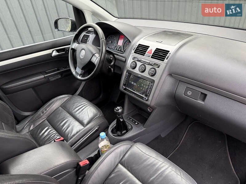 Volkswagen Touran 2009