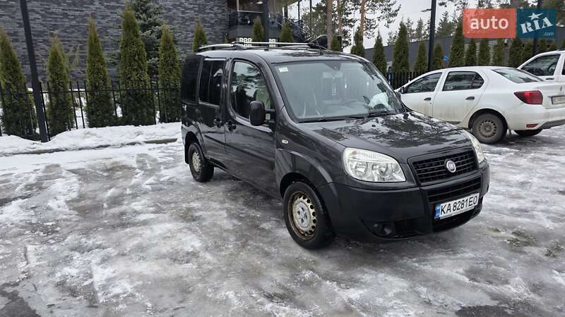 Fiat Doblo 2011
