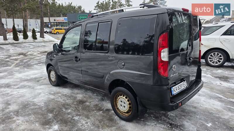 Fiat Doblo 2011