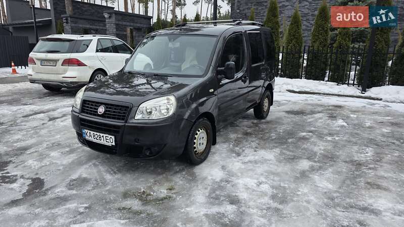 Fiat Doblo 2011