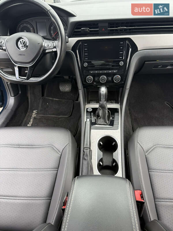 Volkswagen Passat 2020