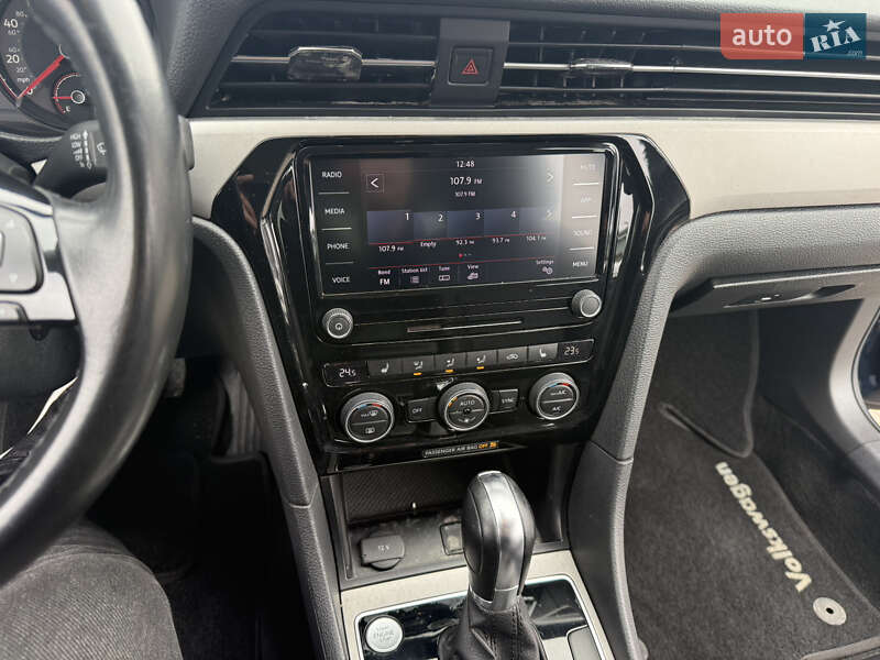 Volkswagen Passat 2020