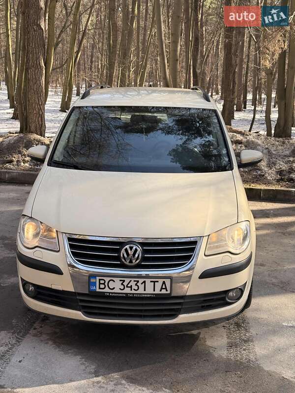 Volkswagen Touran 2010