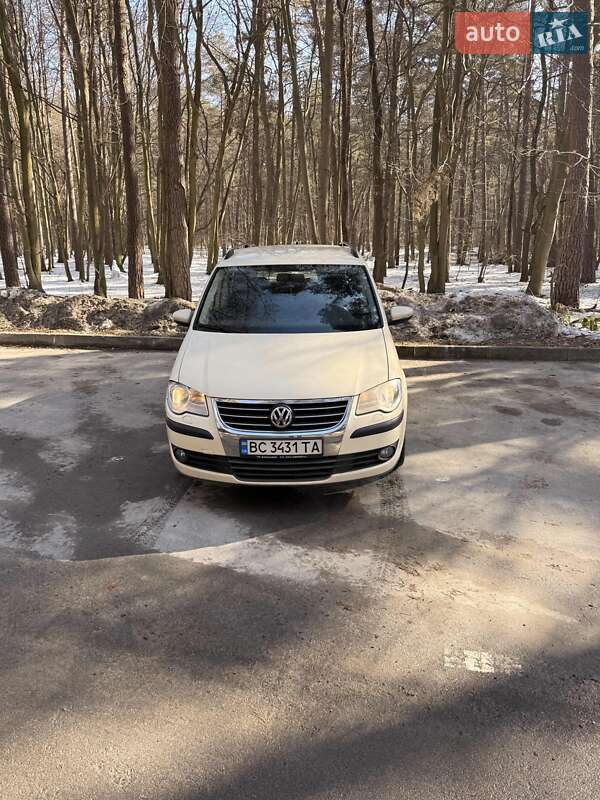Volkswagen Touran 2010