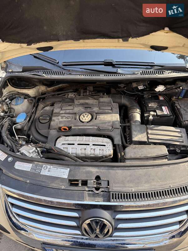 Volkswagen Touran 2010