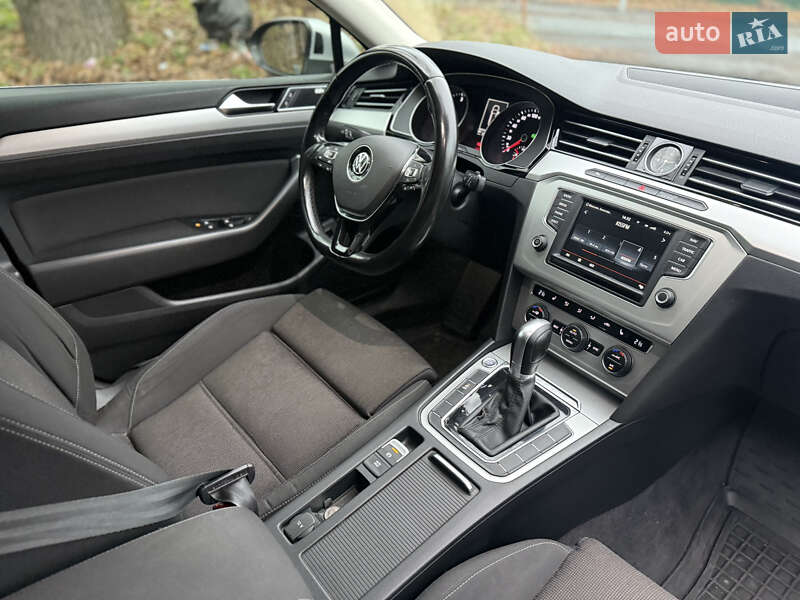 Volkswagen Passat 2015