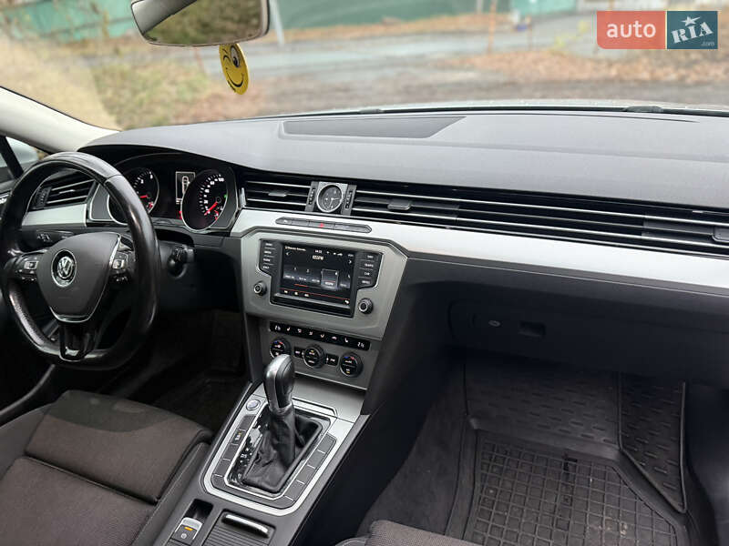 Volkswagen Passat 2015