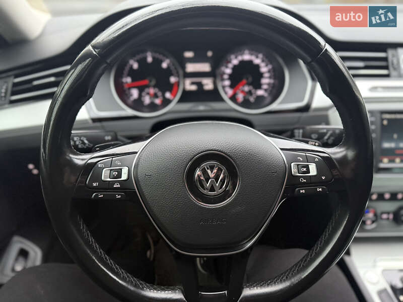 Volkswagen Passat 2015