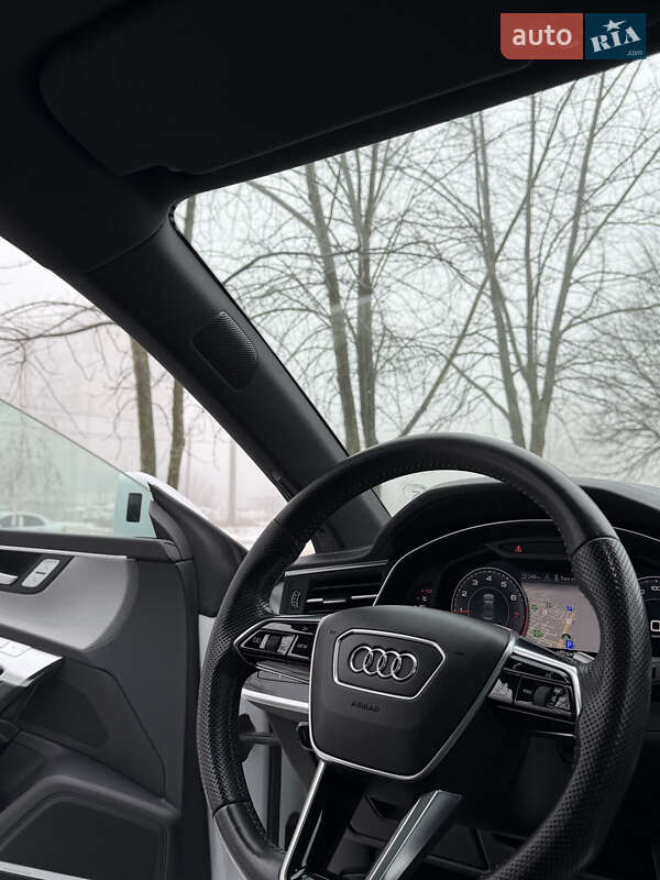 Audi-69