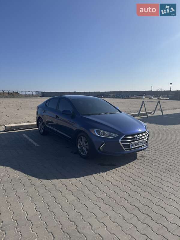 Hyundai Elantra 2017