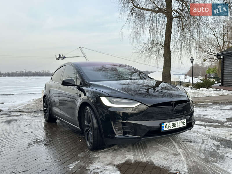 Tesla-8