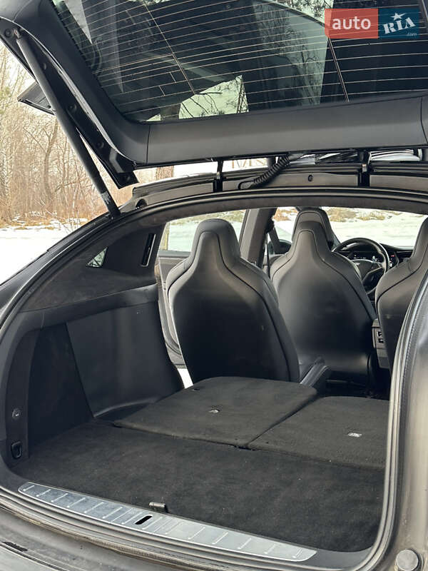 Tesla-19