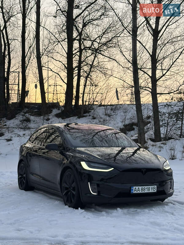 Tesla-26
