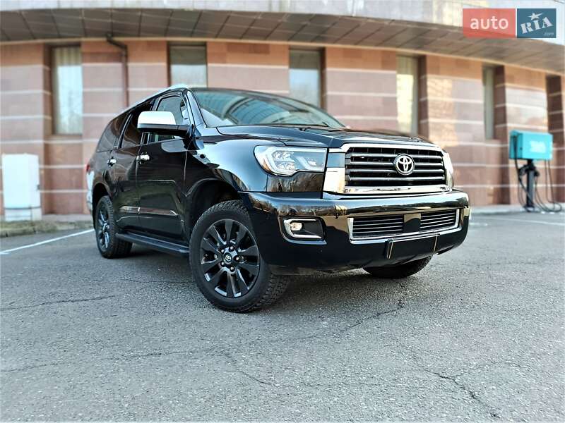 Toyota Sequoia 2018