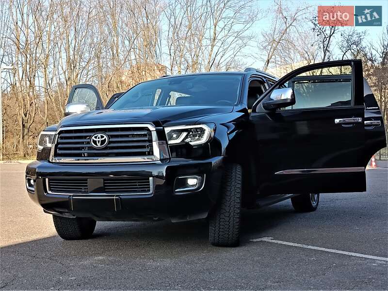 Toyota Sequoia 2018