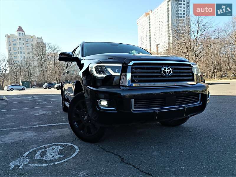 Toyota Sequoia 2018