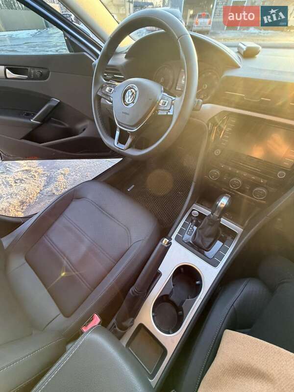 Volkswagen Passat 2020