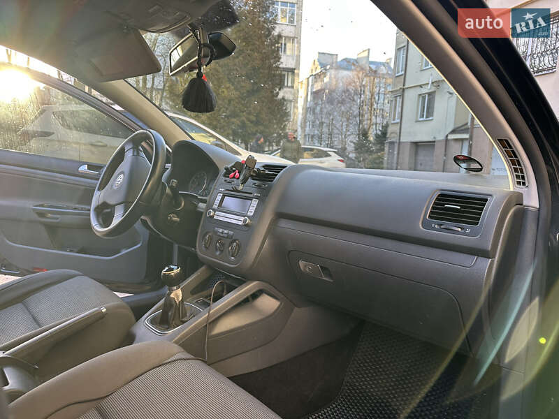 Volkswagen Golf 2008