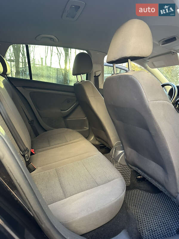 Volkswagen Golf 2008