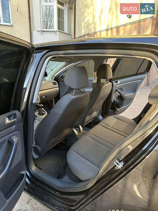 Volkswagen Golf 2008