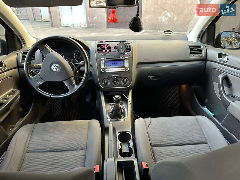 Volkswagen Golf 2008