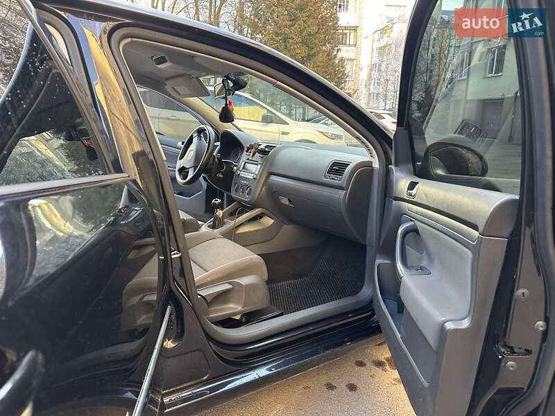 Volkswagen Golf 2008