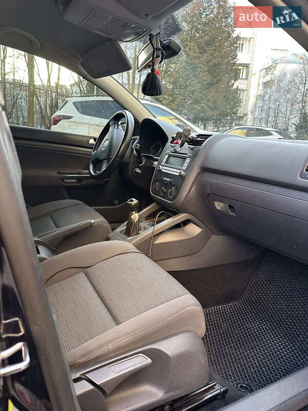 Volkswagen Golf 2008