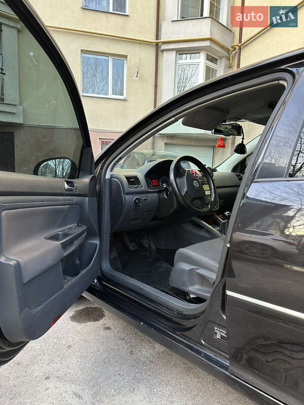 Volkswagen Golf 2008