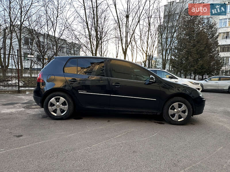 Volkswagen Golf 2008