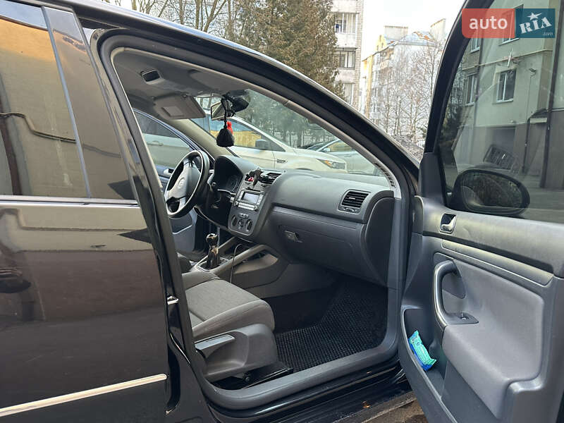 Volkswagen Golf 2008