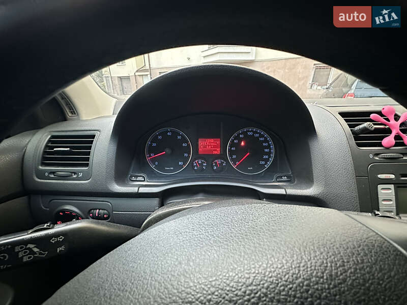 Volkswagen Golf 2008