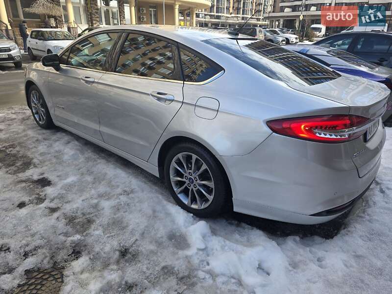 Ford Fusion 2017