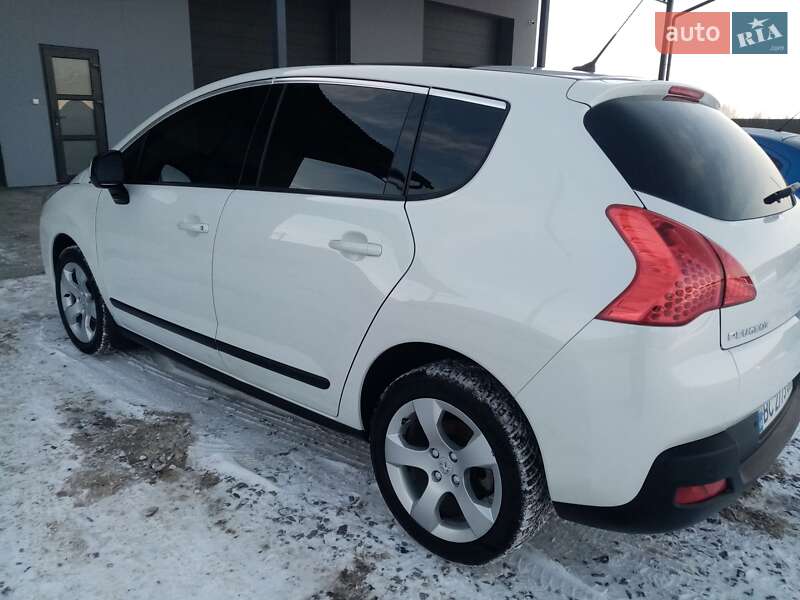 Peugeot 3008 2011