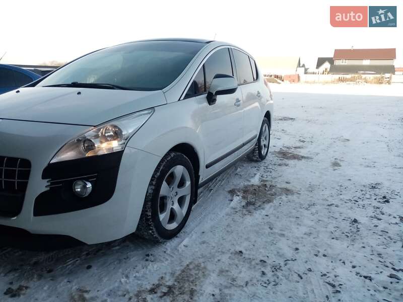 Peugeot 3008 2011