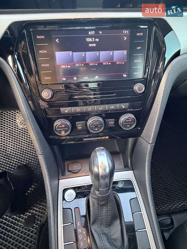 Volkswagen Passat 2020