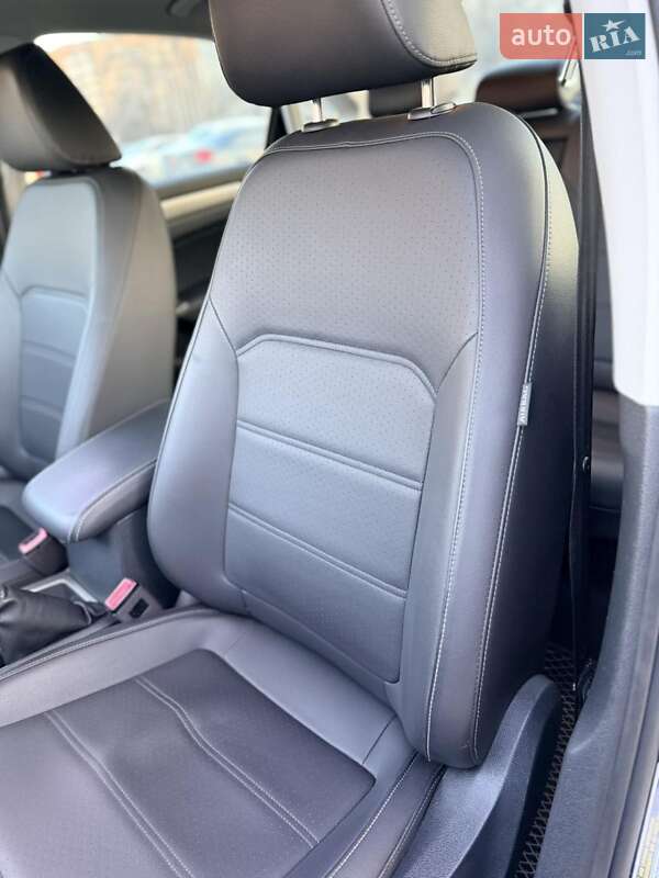 Volkswagen Passat 2020