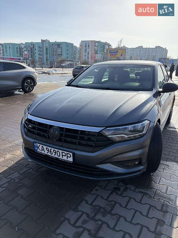 Volkswagen Jetta 2019